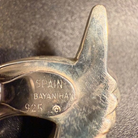 Bayanihan Silver Vintage Hollow Modernist Clip Earrings - Picture 4 of 9